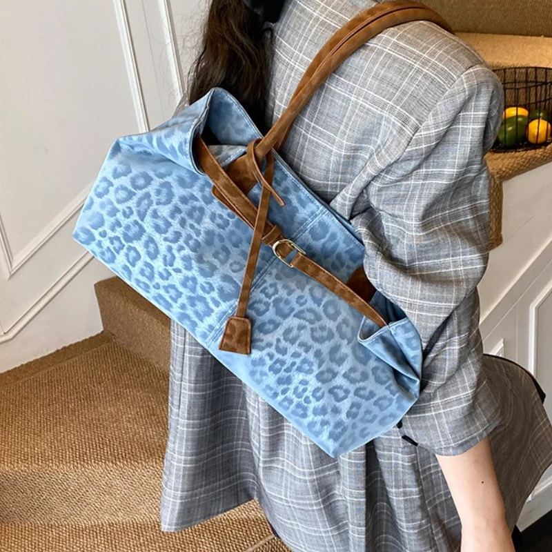 Léopard bleu sac à main