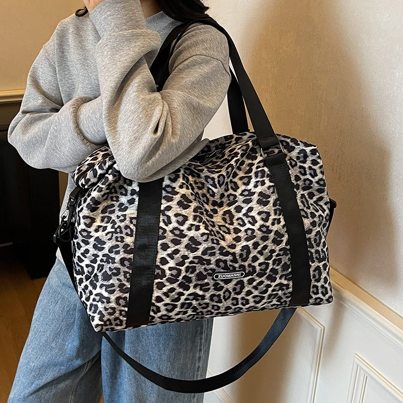 motif léopard sac de sport