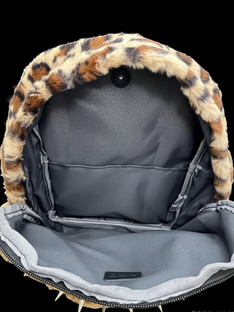 accessoire tendance sac a dos léopard