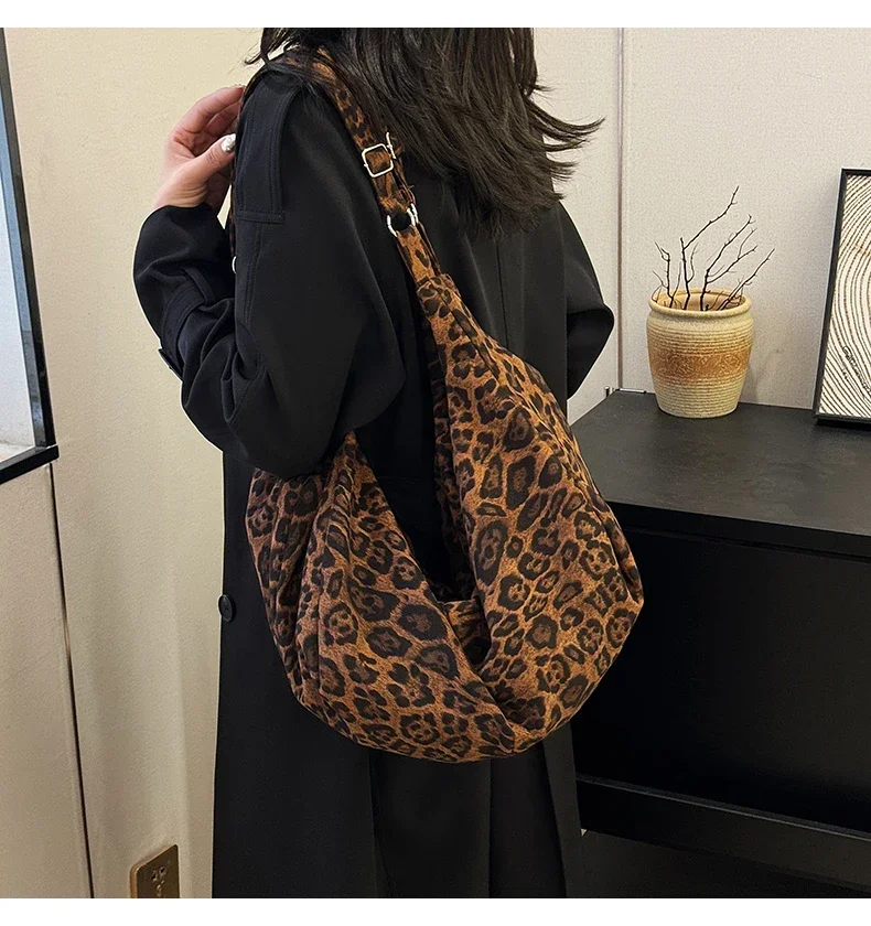sac à épaule léopard Marron
