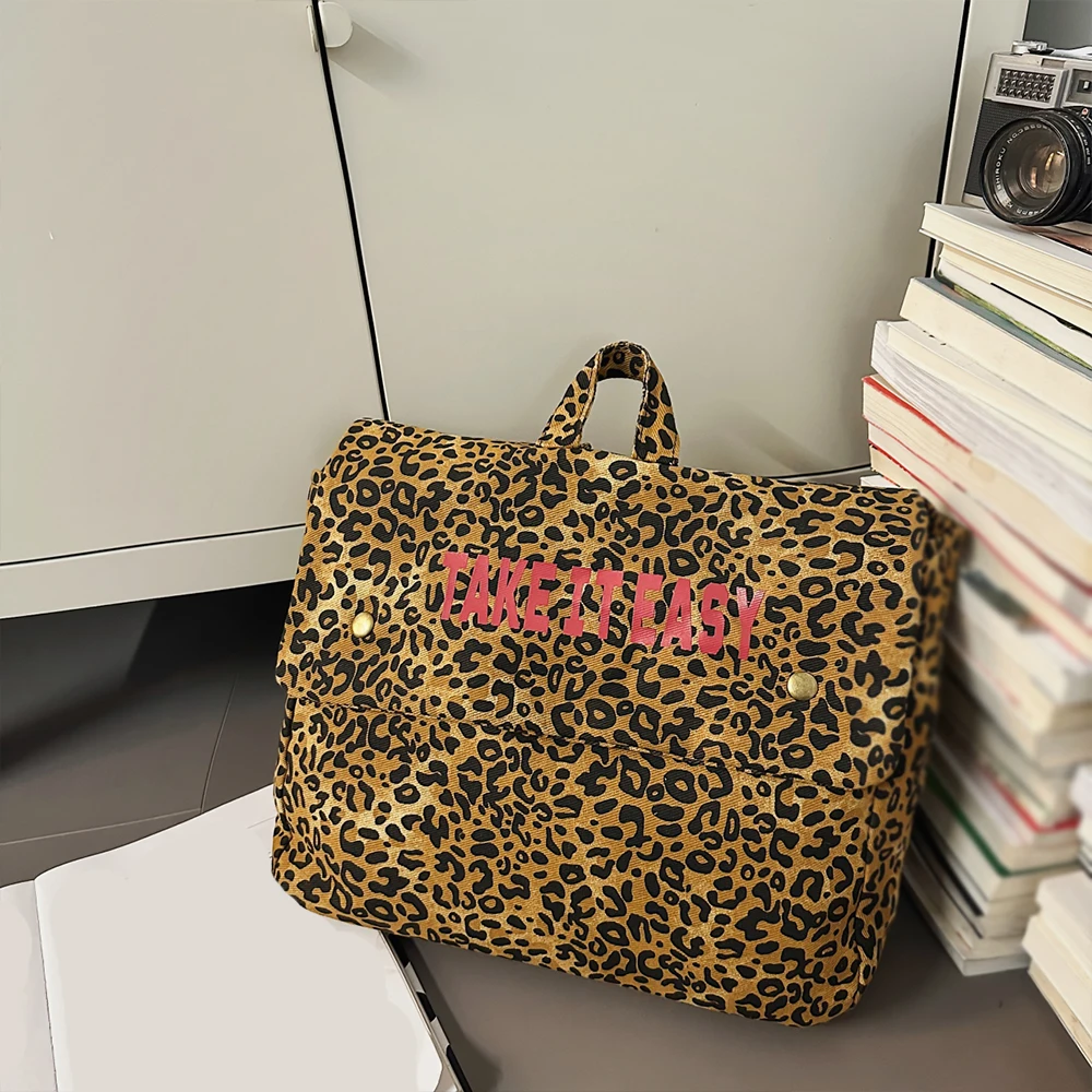 sac à dos femme léopard Marron
