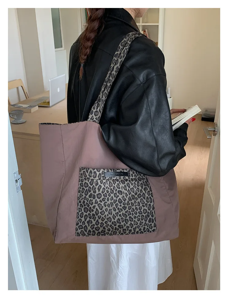 sac cabas imprimé léopard
