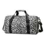 sac de sport leopard blanc