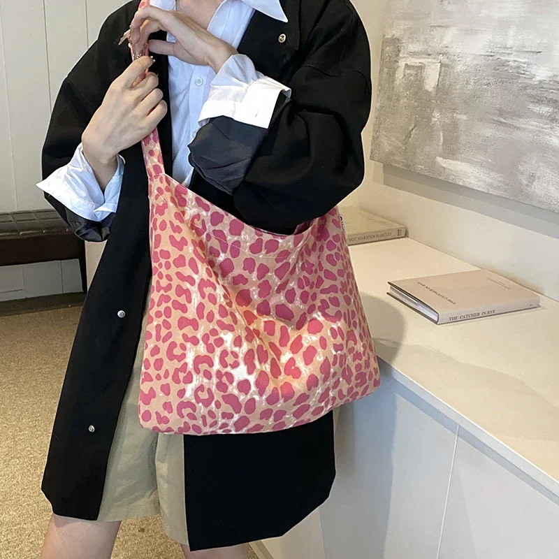 sac bandoulière léopard