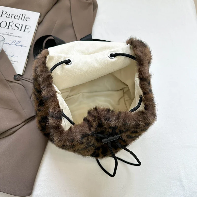 Sac moumoute motif léopard