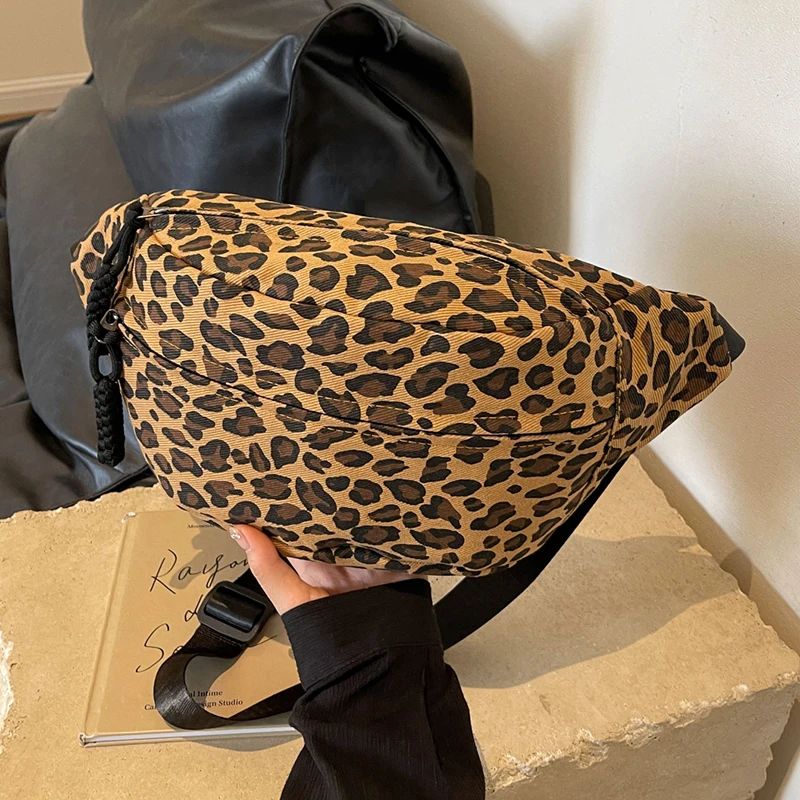 sac banane léopard