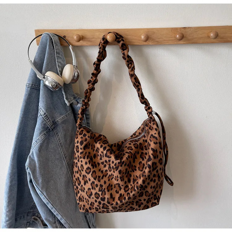 sac bandoulière léopard