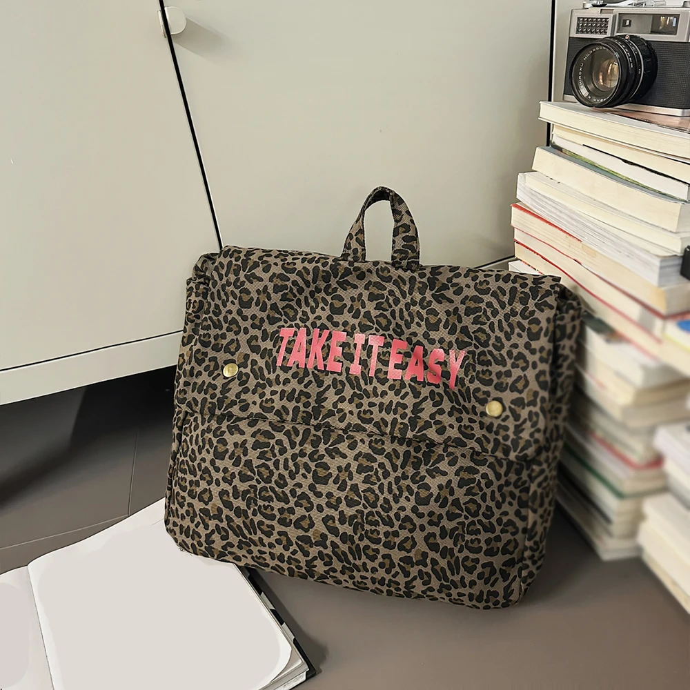 sac à dos femme motif léopard