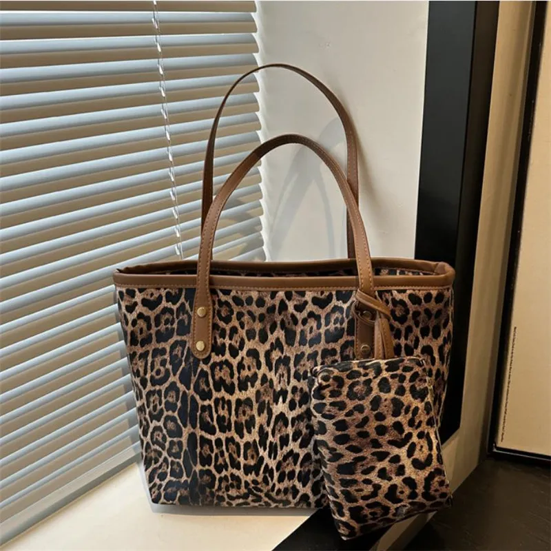 sac motif léopard