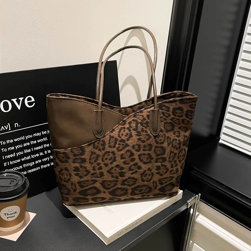 sac cabas chic léopard