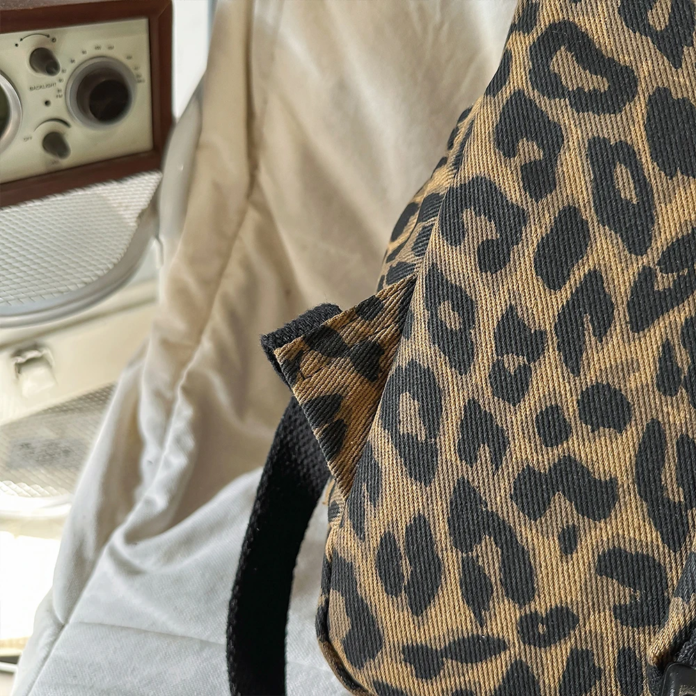toile léopard marron sac