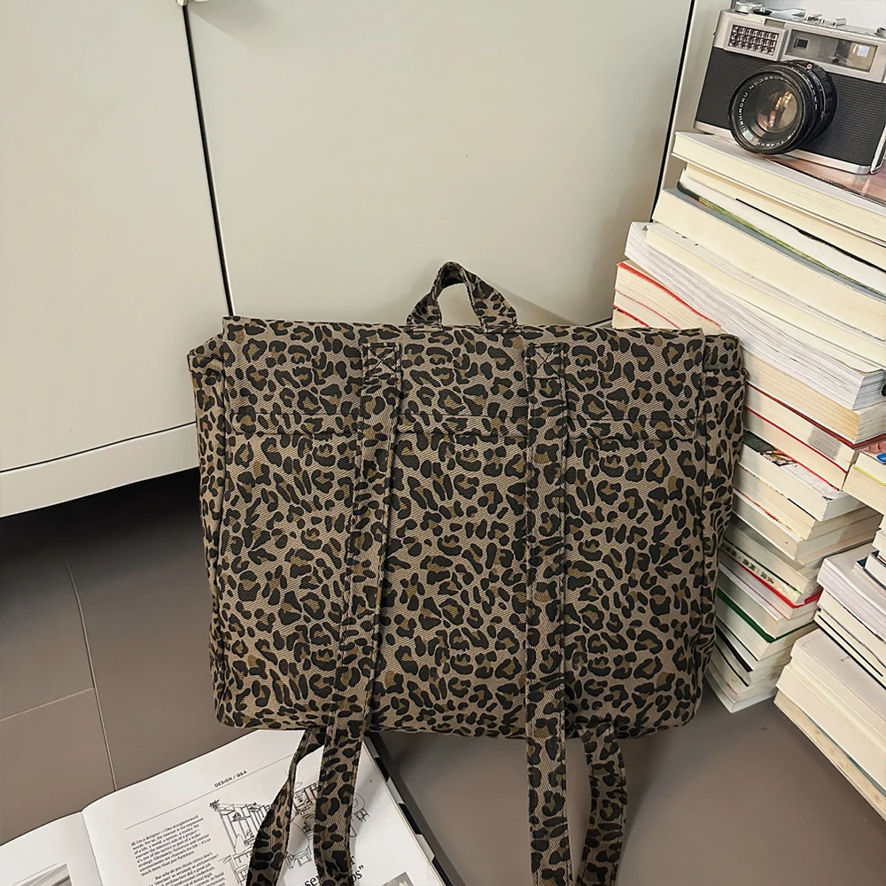 sac à dos kaki élégant
