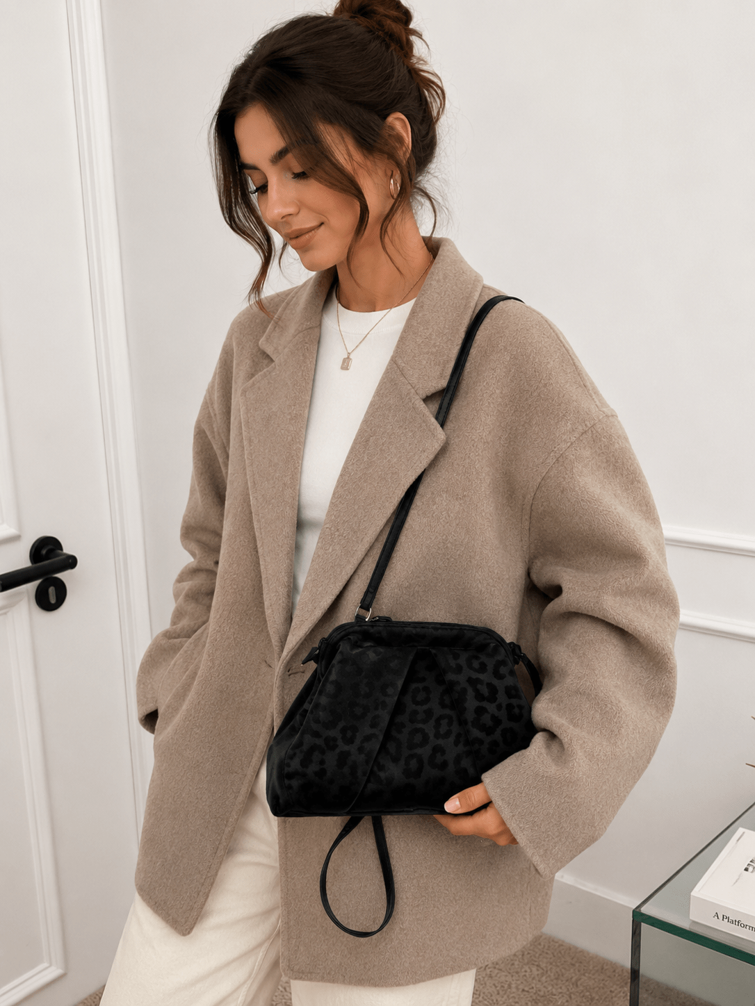 Sac bandoulière léopard femme noir en polyester – Image 2