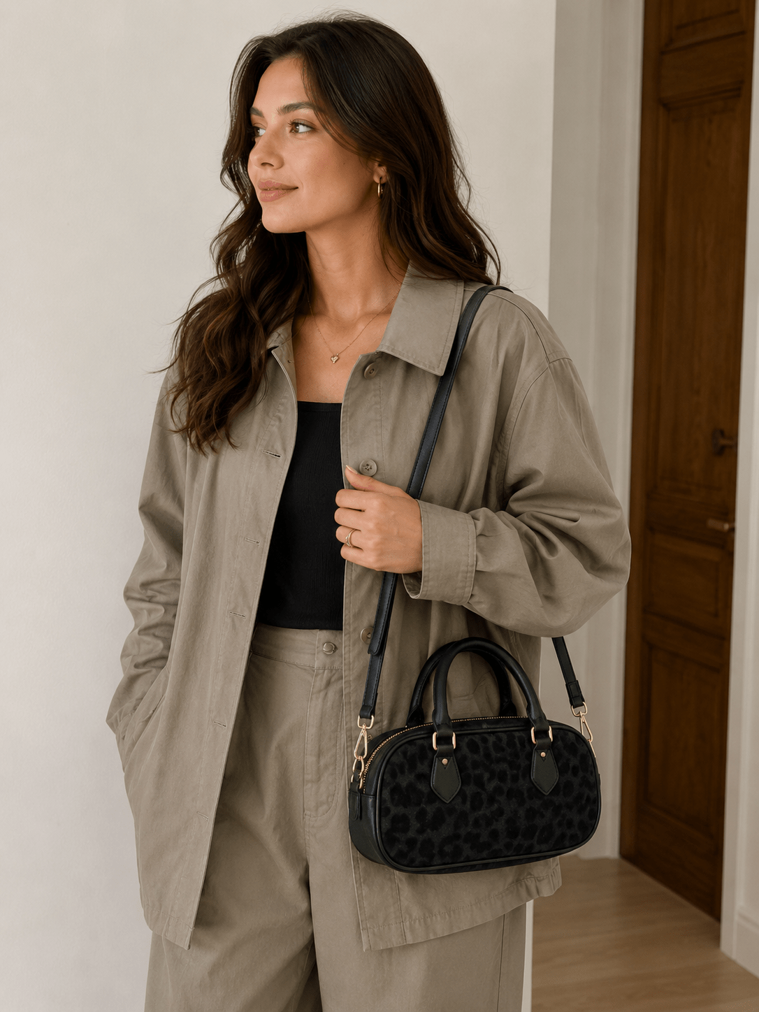 Petit sac à main bandoulière léopard femme noir en polyester – Image 2