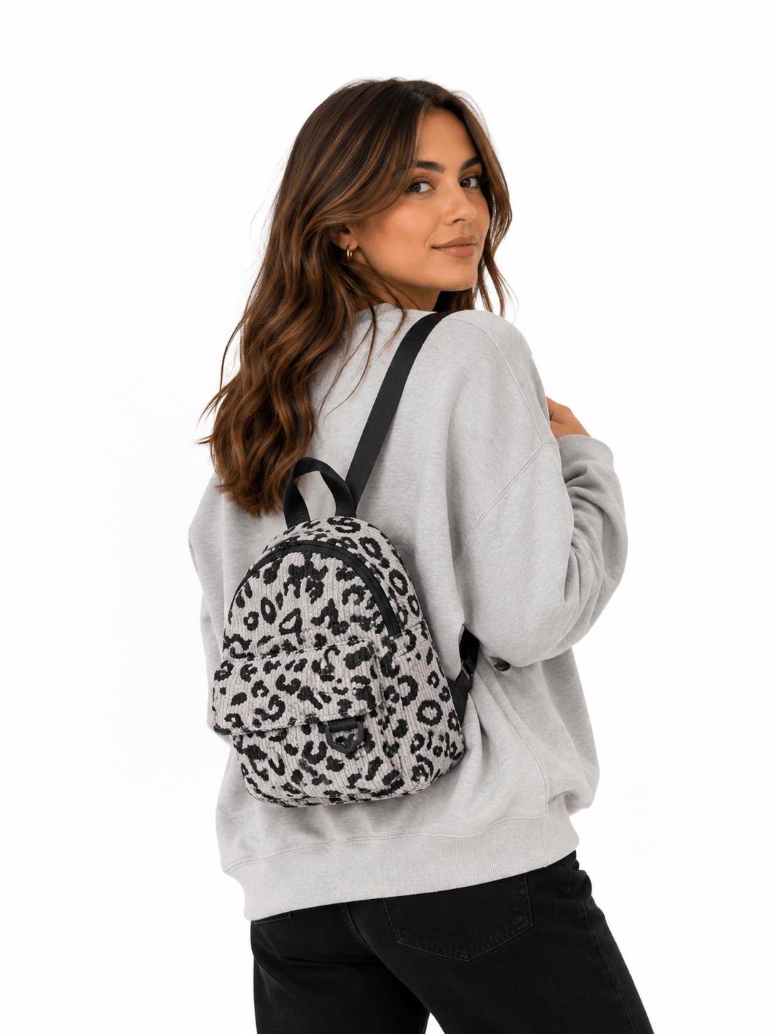 Petit sac à dos léopard femme gris en polyester – fermeture zippée – Image 2