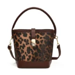 Sac à main bandoulière léopard femme marron foncé en polyester – avec poche intérieure zippée, fermeture zippée