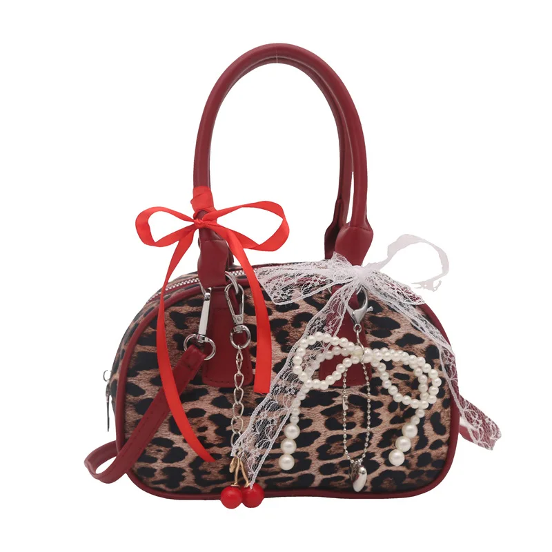 Petit sac à main bandoulière léopard femme rouge en cuir et polyester – avec poche intérieure pour téléphone, fermeture zippée