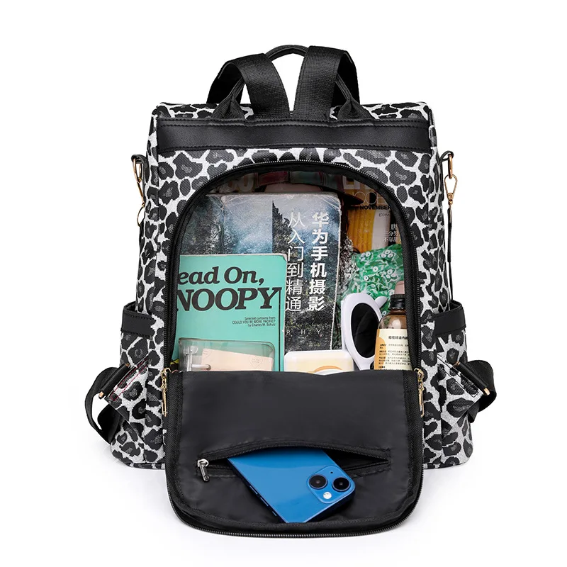 accessoire élégant léopard noir