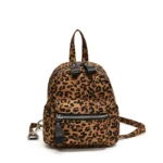 Petit sac à dos léopard femme marron clair en cuir – avec poche intérieure zippée, fermeture zippée