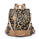 sac a dos chic léopard marron clair