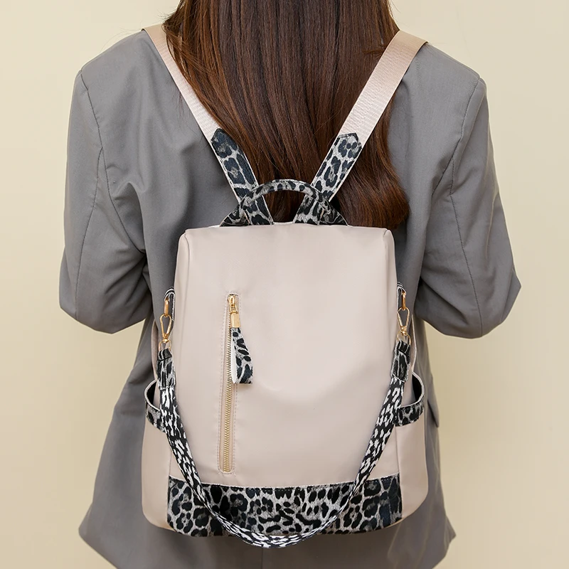 Sac à dos léopard chic