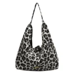 Sac cabas léopard femme noir en nylon et polyester