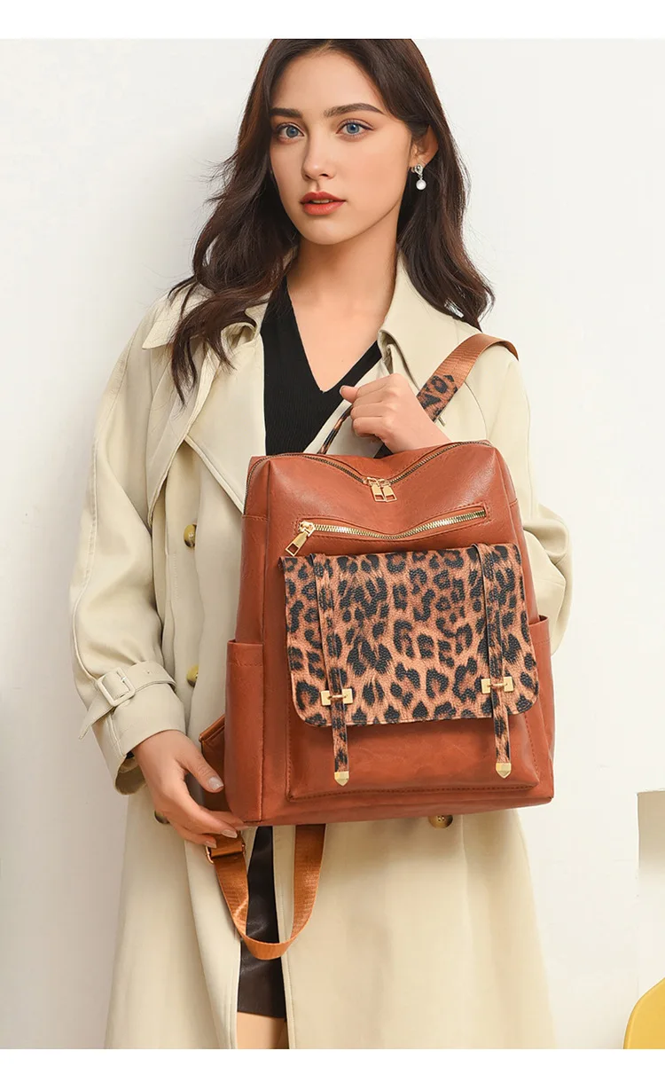 Sac à dos léopard femme marron en polyester – avec poches intérieure et extérieure, fermeture zippée – Image 2
