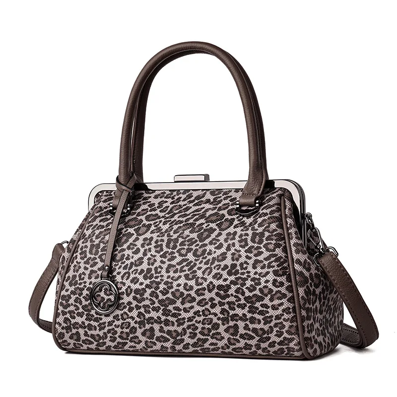 sac a main léopard