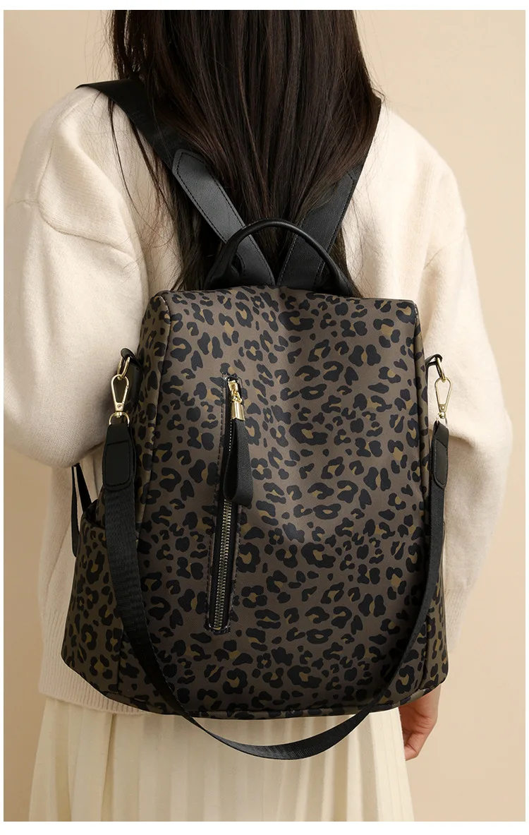 sac noir chic léopard