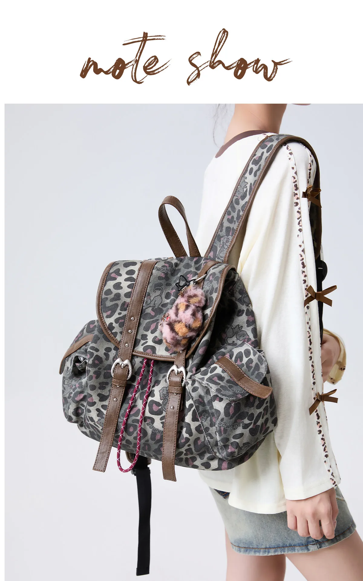 Sac à dos léopard unisexe marron en velours et polyester – Image 4