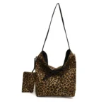 Sac bandoulière léopard femme noir en polyester – avec poche intérieure zippée, forme souple