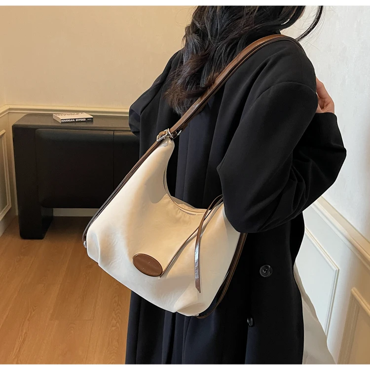 Sac à dos léopard femme blanc – avec bretelles ergonomiques, avec poche intérieure zippée – Image 2