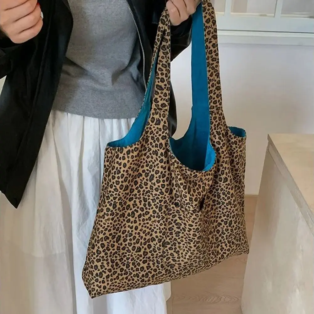 Sac cabas léopard femme marron en toile polyester – avec poche intérieure pour téléphone – Image 6
