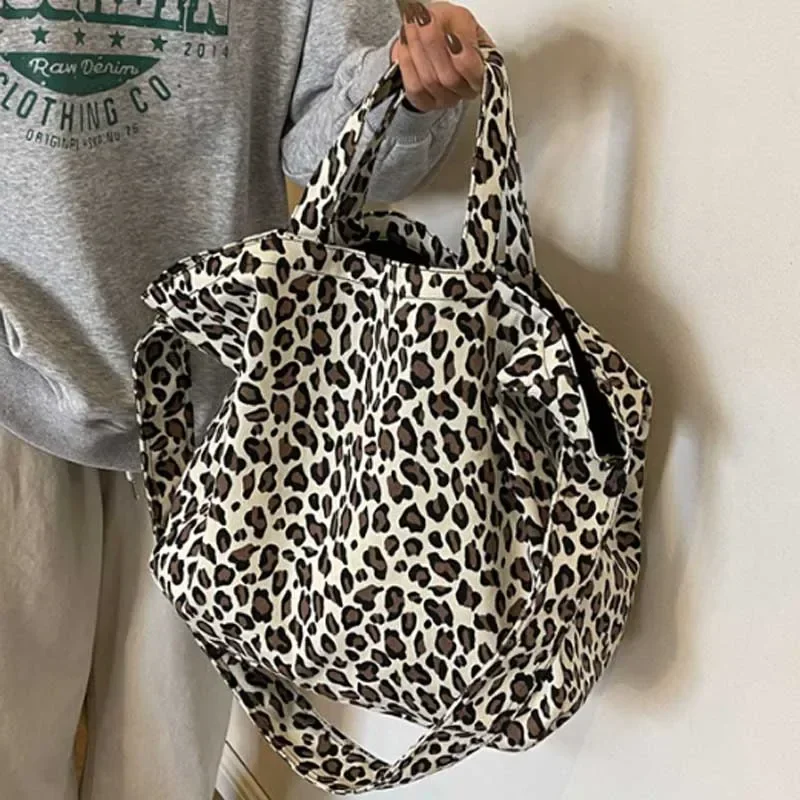 Sac cabas léopard femme blanc en toile polyester – avec poche intérieure pour téléphone – Image 4